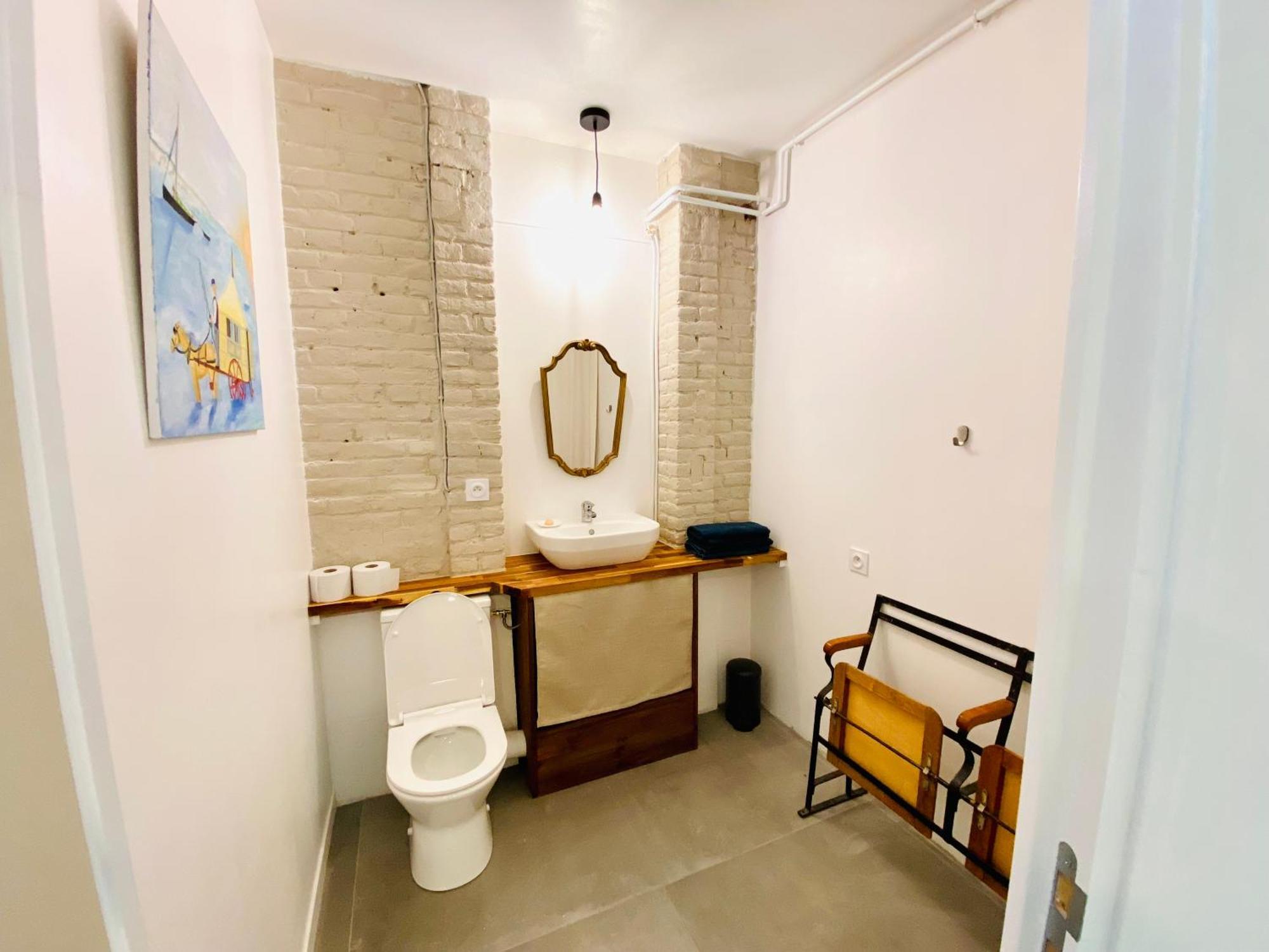 Oasis Urbaine - Spacieux Et Calme Avec Patio Lille Exteriér fotografie
